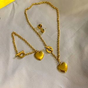 Heart necklace set